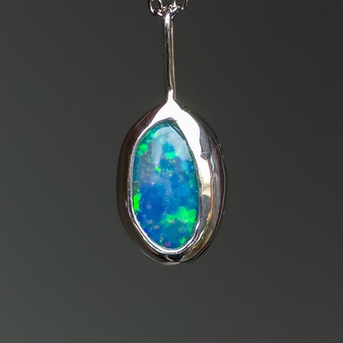 Green coober pedy opal doublet - pedy,