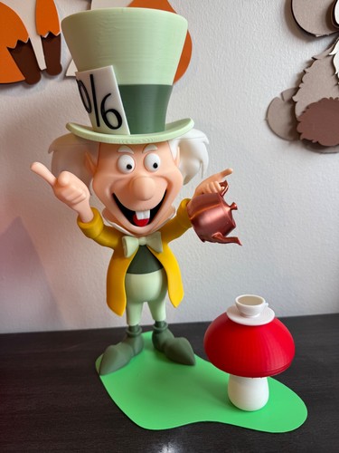 Disney mad hatter alice - disney,
