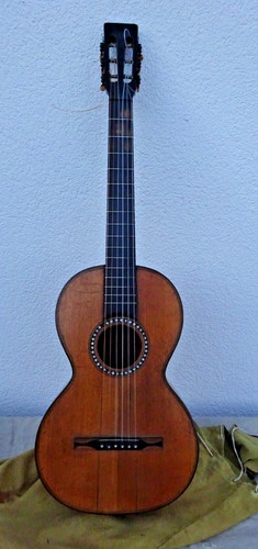 Vintage guitar walking - vintage,