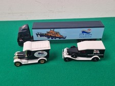 1:76 Lledo RNLI 175 Year Anniversary of the Lifeboat Articulated Lorry & Vans