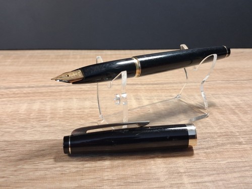 Platinum black 18k 750 gold - black,