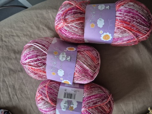 Cygnet tickly tots yarn x - cygnet,