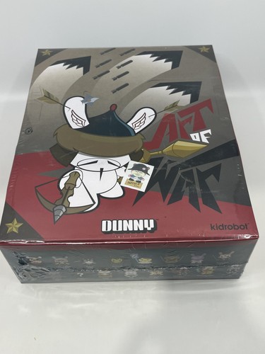 Kidrobot art war - kidrobot, of