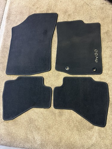 Toyota aygo full set genuine - full,