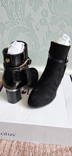 Lotus ebony block - heeled, ankle