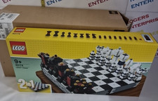 LEGO 2 in 1 Iconic Chess Set