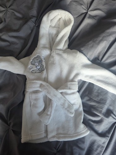 Tiny tatty baby - dressing, gown