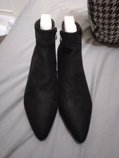 Unbranded Black Suede Size 7