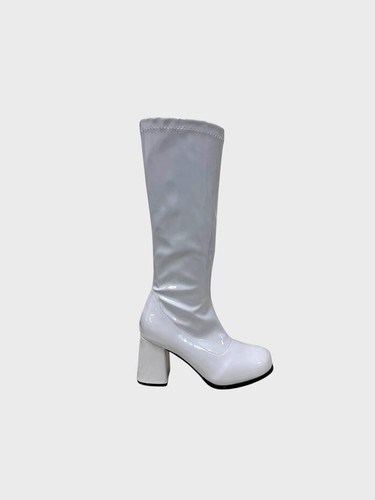 White 1960s gogo ladies - go, go