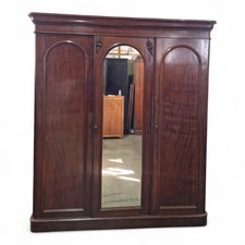 Large victorian triple - large,