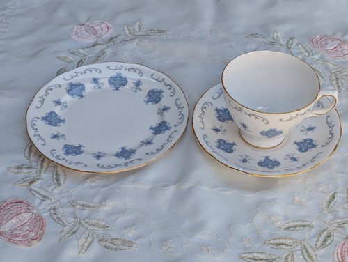 Vintage royal osborne 8324 - royal,