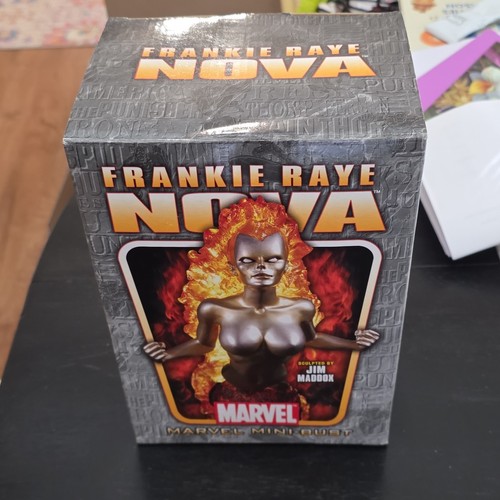 Bowen designs marvel mini bust - bowen,