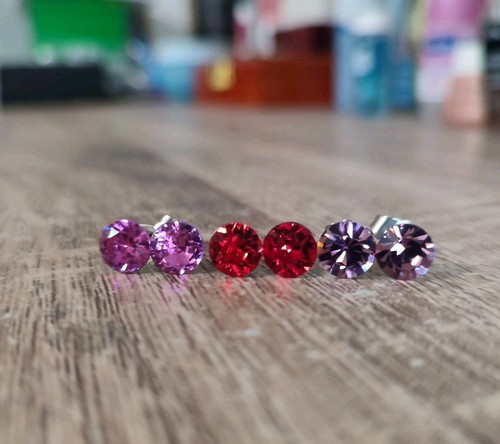 Unwanted gift pairs stud - unwanted,