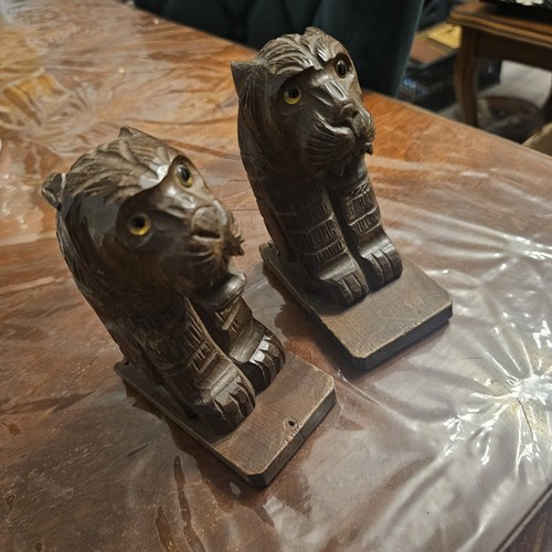 Lovely vintage dog bookends - lovely,