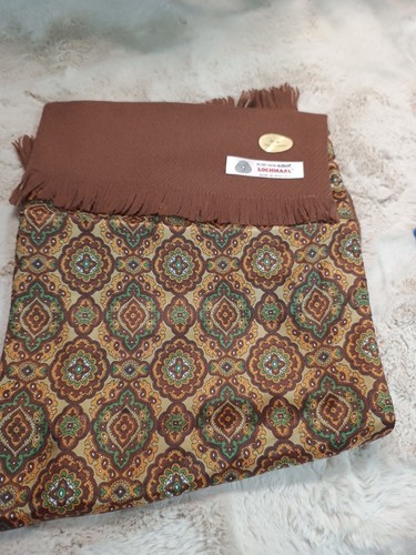 Lochmarl pure new wool - wool, gold