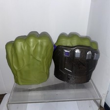 INCREDIBLE HULK SMASH FX FISTS