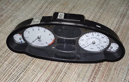 Instrument pack - mg, zt.