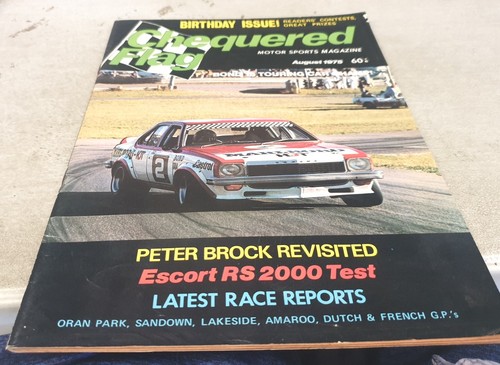 Aug 1975 chequered flag - ,