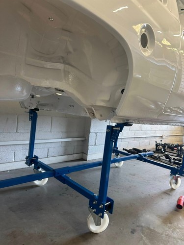 Car dolly chassis mover paint