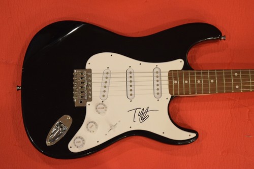 Twiggy ramirez signed - twiggy,