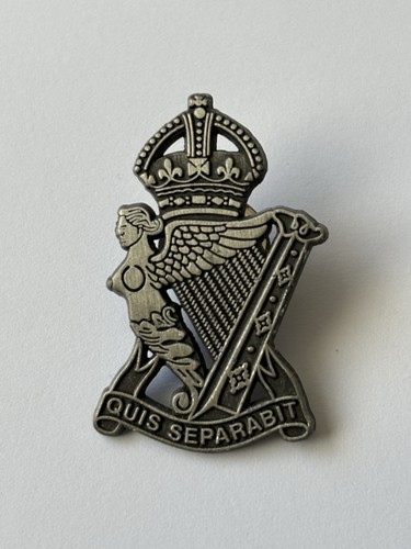 Royal irish rifles pin badge - irish, badge.
