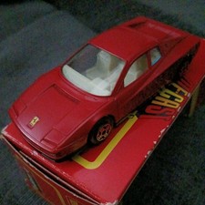 Burago 1:43 1984 Ferrari Testarossa - Red 4104
