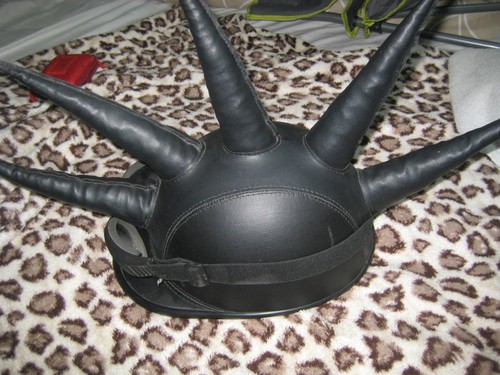 Black leather spiked - black,
