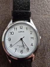 LORUS QUARTZ WATCH  NEW BATTERY FITTED AND VERY GOOD CONDITION KEEPS GOOD TIME.