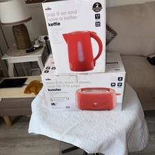 Red Wilko Kettle And Toaster