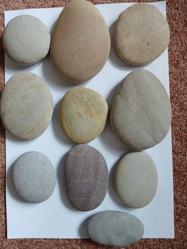 Smooth pebbles for - ,