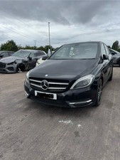 2015 BLACKMERCEDES BENZ B
