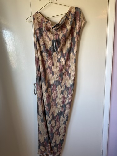 Size bnwt plt - pretty, little