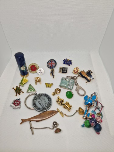Job lot pin - badges, and