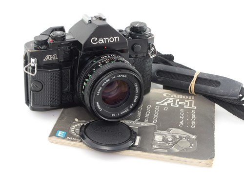 Canon 35mm slr camera - canon, with