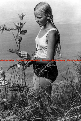 F003381 bdm girl - f003381,