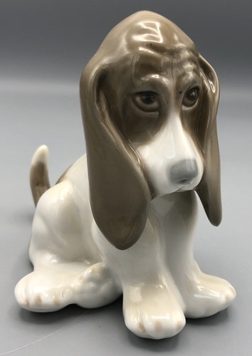 Dalia basset hound figurine - hound,