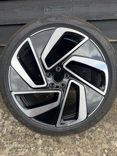 Genuine 20x9 5 rear - 1x,