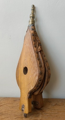 Vintage wooden fireplace - vintage,