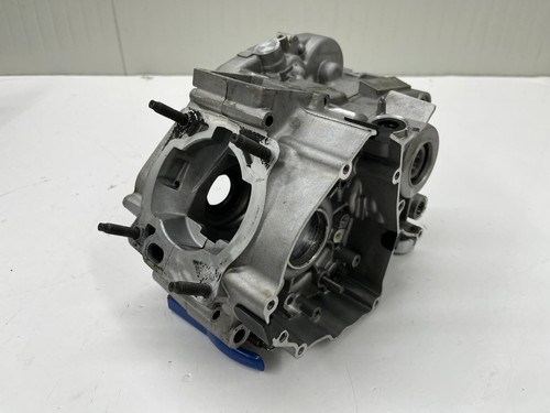 Pair engine block crankcase - engine,