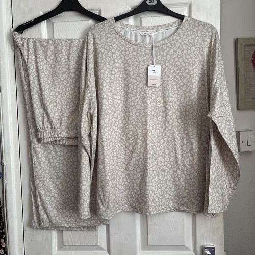 New size 22 - xl-20-22, sage