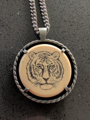 Vintage 1979 avon silver - vintage,