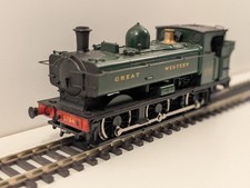 Mainline OO Gauge GWR 5700 Class 0-6-0PT “Pannier Tank” Steam Locomotive