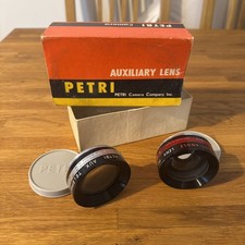 Auxiliary lens set for Petri