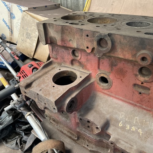 Perkins 354 engine - 354, block