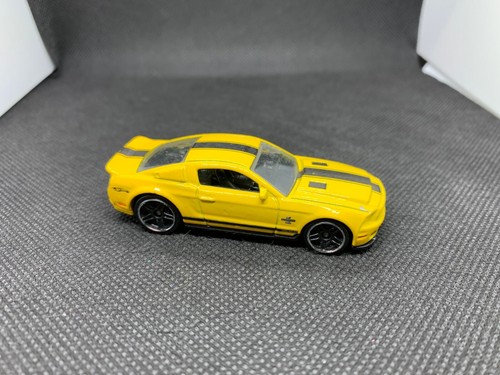 Hot wheels 10 - hot,
