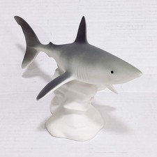 Highbank Porcelain - Large Shark (23 cm wide)