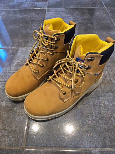 Himalayan safety work - safety, boots