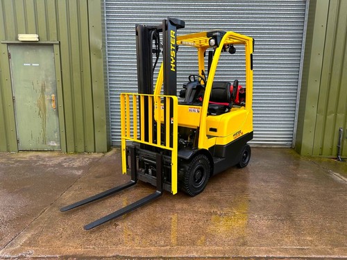Forklift fork lift - forklift/fork, lift/forklift
