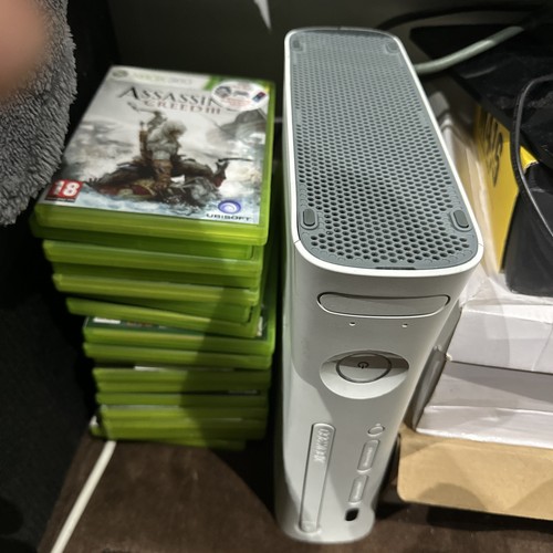 Microsoft xbox 360 comes with - comes,