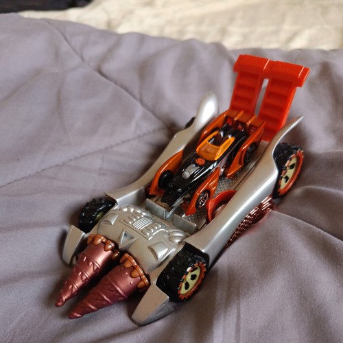 2004 hot wheels acceleracers - hot,